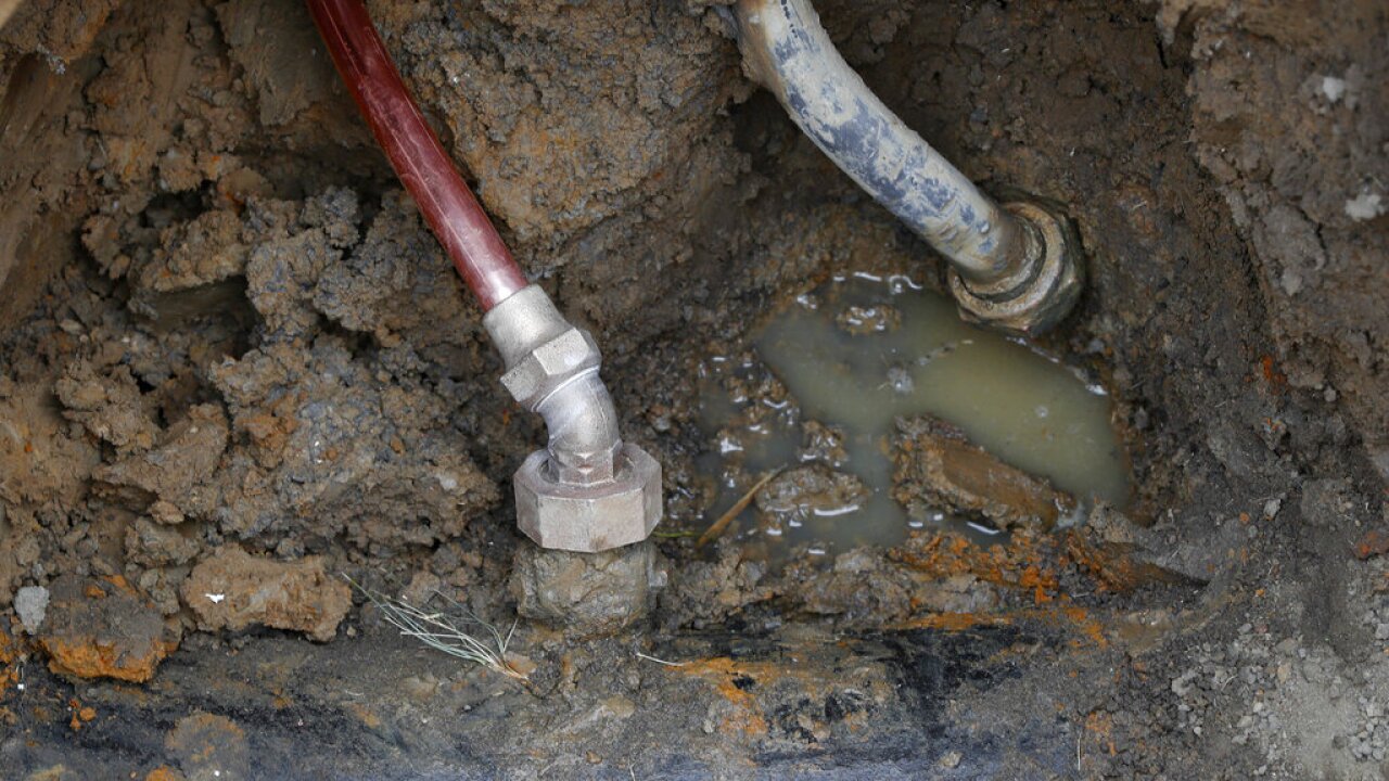 Toxic lead pipes